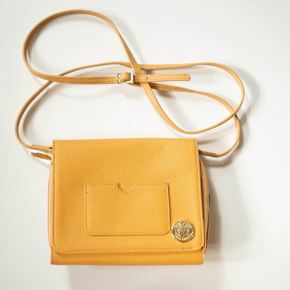 Vince Camuto mini purse